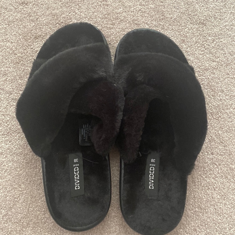 H & M sandals